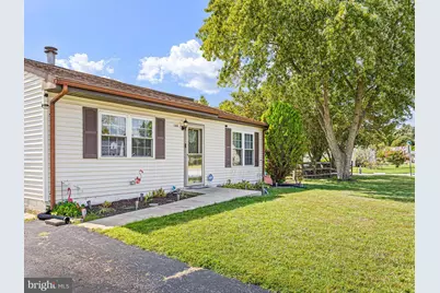 140 Diminish Drive, Newark, DE 19713 - Photo 1