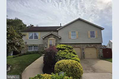 4 Denise Court, Bear, DE 19701 - Photo 1