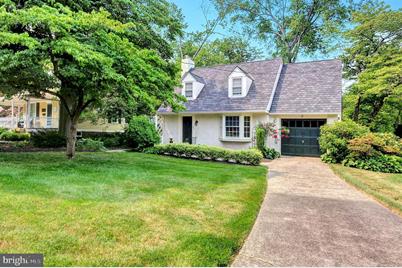 336 N Stanwick Road, Moorestown, NJ 08057 - Photo 1