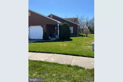 14 E Berwin Way, Mount Laurel, NJ 08054 - Photo 1