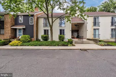 18 S Close, Moorestown, NJ 08057 - Photo 1