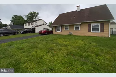 31 Pembrook Lane, Willingboro, NJ 08046 - Photo 1