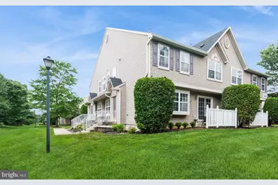 104 Coventry Way, Mount Laurel, NJ 08054 - Photo 1