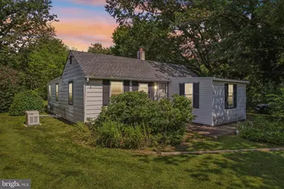 71 Old Amboy Road, Trenton, NJ 08620 - Photo 1