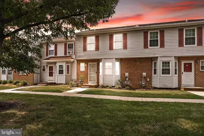 32 W Constitution Drive, Bordentown, NJ 08505 - Photo 1