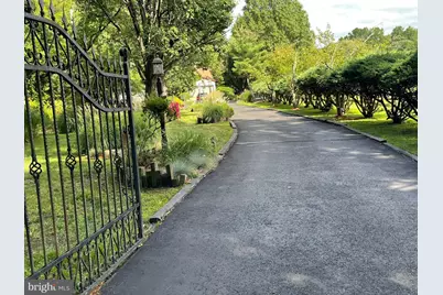 570 Walton Avenue, Mount Laurel, NJ 08054 - Photo 1