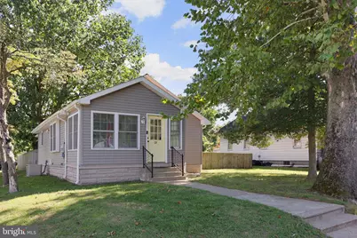 18 Central Avenue, Burlington, NJ 08016 - Photo 1