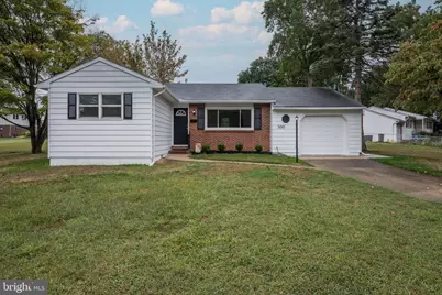 500 E Woodlawn Avenue, Maple Shade, NJ 08052 - Photo 1