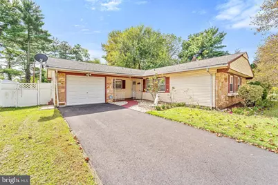 50 Hinsdale Lane, Willingboro, NJ 08046 - Photo 1