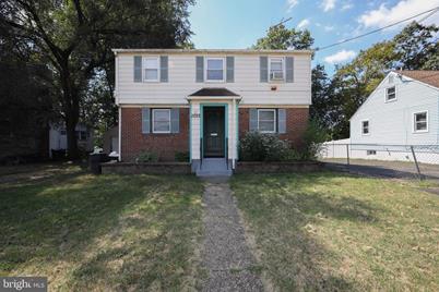 1022 W Browning Road - Photo 1