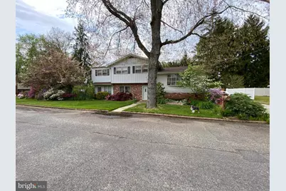 211 Miller Avenue, Lindenwold, NJ 08021 - Photo 1