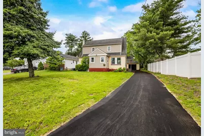 505-B W Evesham Road #B, Runnemede, NJ 08078 - Photo 1