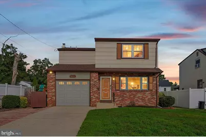 1033 W Front Street, Gloucester Township, NJ 08029 - Photo 1