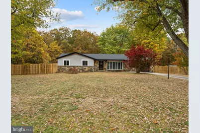 415 Edwards Avenue, Chesilhurst, NJ 08089 - Photo 1