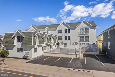213 E Hand Avenue, Wildwood, NJ 08260 - Photo 1