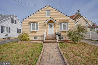 405 Woodbine Avenue - Photo 1