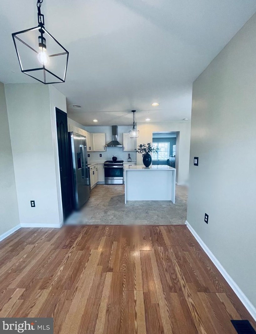 1031 Moore Rd, West Deptford NJ  08086-3833 exterior