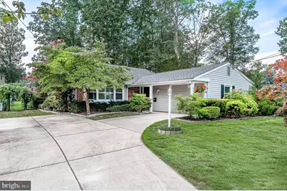 516 Whitman Drive, Washington Township, NJ 08012 - Photo 1
