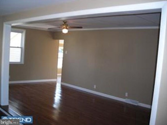 340 Jackson Ave, Carneys Point Township NJ  08069-2418 exterior
