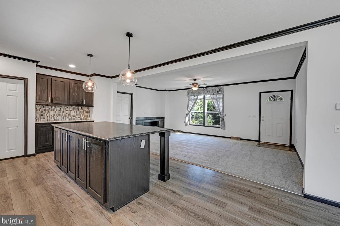 513 Bulletway, Abbottstown PA  17301-9604 exterior