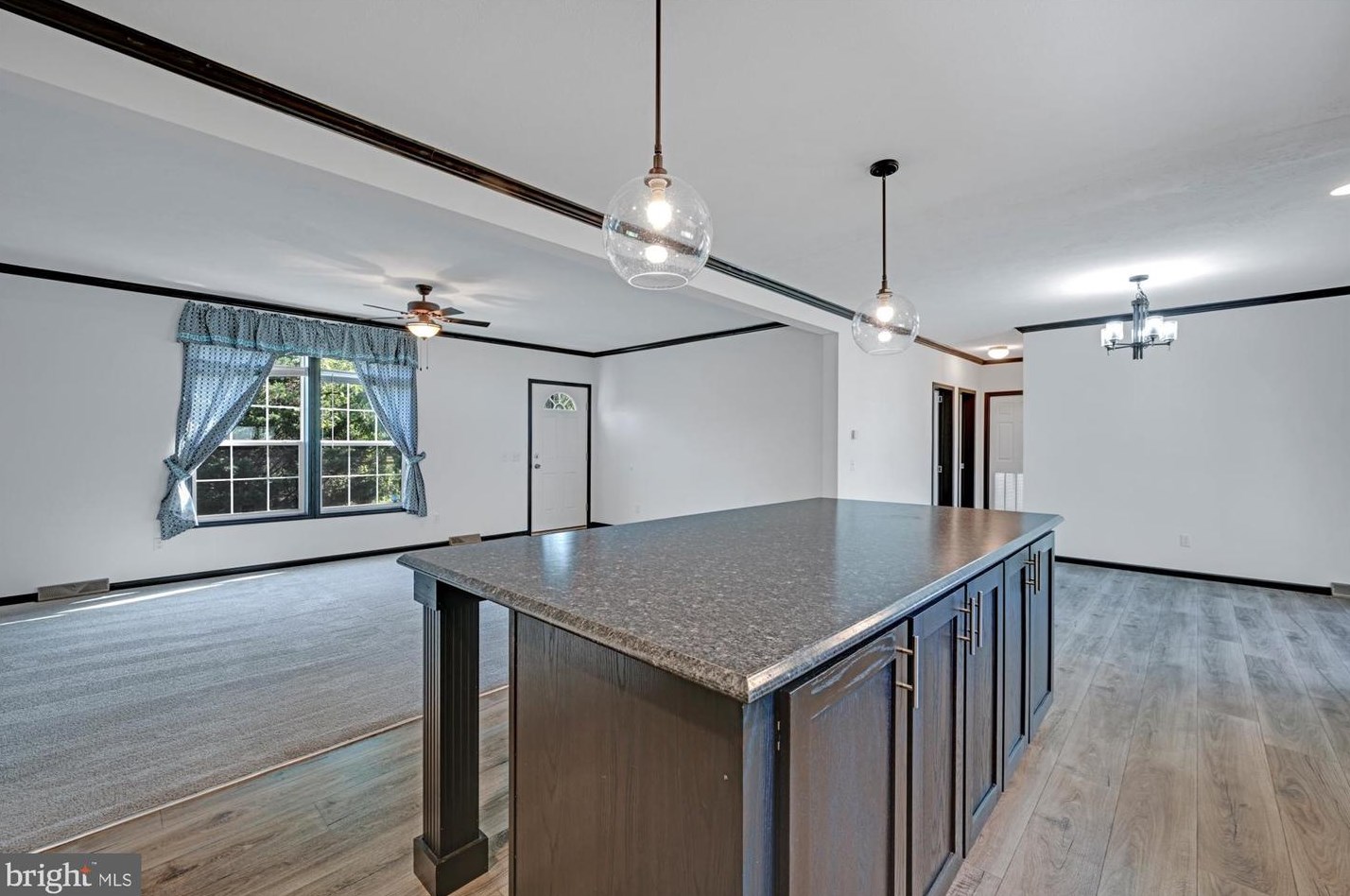 513 Bulletway, Abbottstown PA  17301-9604 exterior