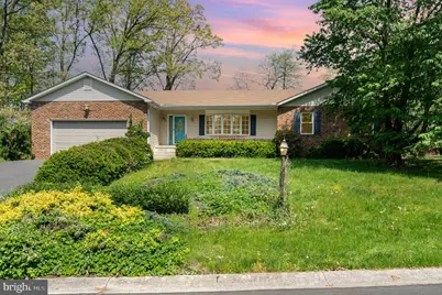 31 Twin Lakes Drive, Gettysburg, PA 17325 - Photo 1