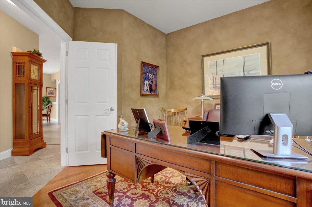 649 Madison St, Hummels Store PA 19540-1104 exterior