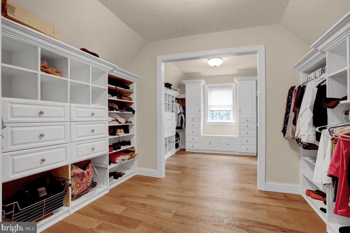 649 Madison St, Hummels Store PA 19540-1104 exterior