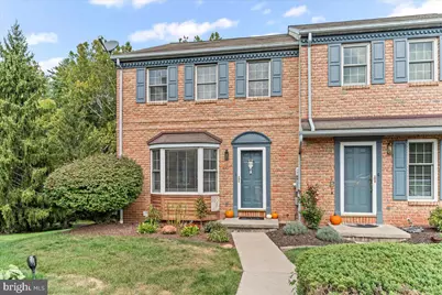 25 Warwick Court, Reading, PA 19606 - Photo 1