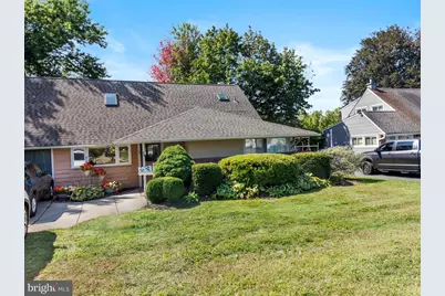 14 Harp Road, Levittown, PA 19056 - Photo 1