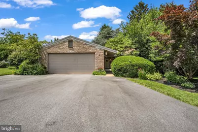 8 Mayfield Road, Mechanicsburg, PA 17055 - Photo 1