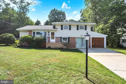 1002 Drexel Hills Boulevard, New Cumberland, PA 17070 - Photo 1
