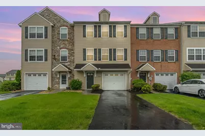 429 Eisenhower Drive, Carlisle, PA 17013 - Photo 1