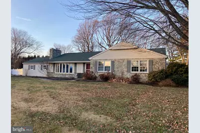 75 Robinson Avenue, Coatesville, PA 19320 - Photo 1