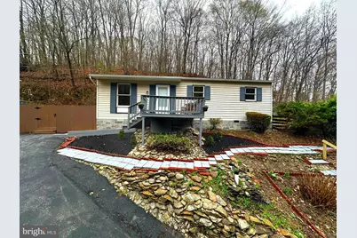 94 S Park Avenue, Coatesville, PA 19320 - Photo 1