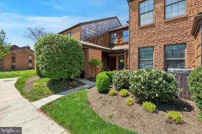 8 Hopkinson Court, Chesterbrook, PA 19087 - Photo 1