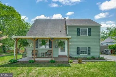 40 Robarts Drive, Phoenixville, PA 19460 - Photo 1