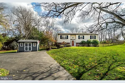 44 Glenview Drive, Glenmoore, PA 19343 - Photo 1