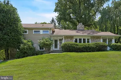 908 Hollow Road, Wayne, PA 19087 - Photo 1