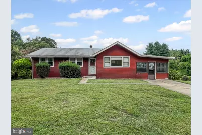 25 Holly Drive, West Grove, PA 19390 - Photo 1