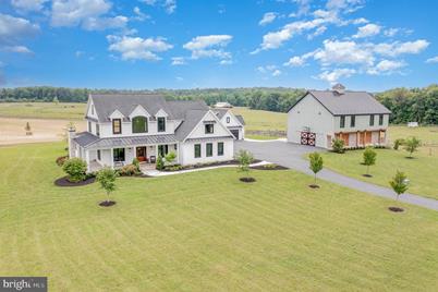 7019 Devonshire Heights Road, Harrisburg, PA 17111 - Photo 1