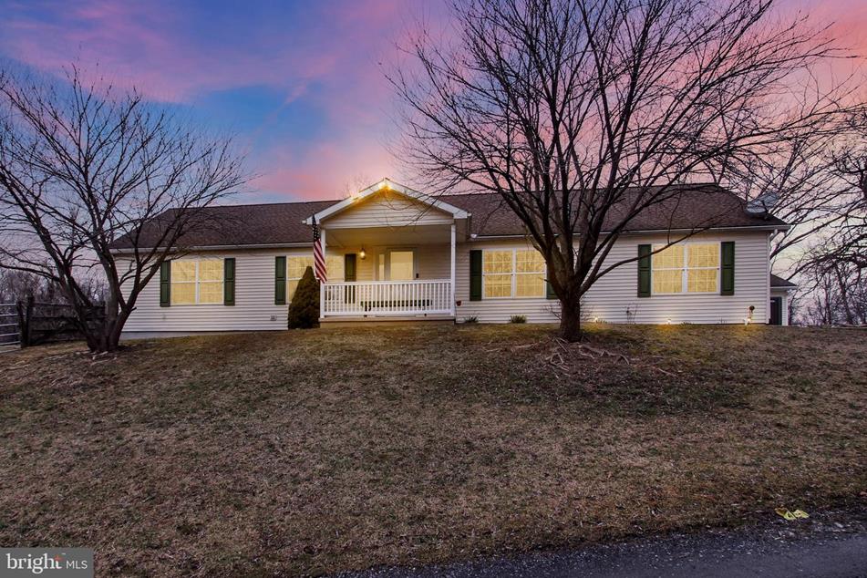 8100 Fox Mill Rd, Harrisburg, PA 17112 MLS PADA2031592 Coldwell Banker