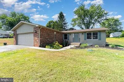 120 Denison Drive, Dauphin, PA 17018 - Photo 1