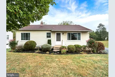 6142 Blue Bird Avenue, Harrisburg, PA 17112 - Photo 1