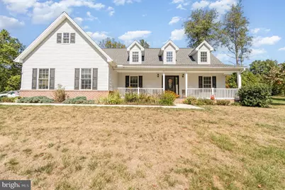 735 Hunt Meadow Drive, Dauphin, PA 17018 - Photo 1