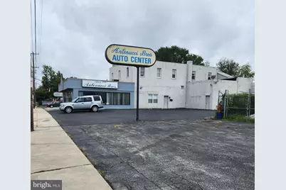 45 S Macdade Boulevard, Glenolden, PA 19036 - Photo 1