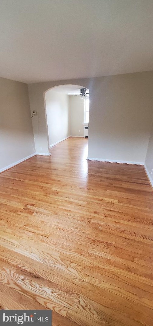 571 Snowden Rd, Upper Darby, PA 19082