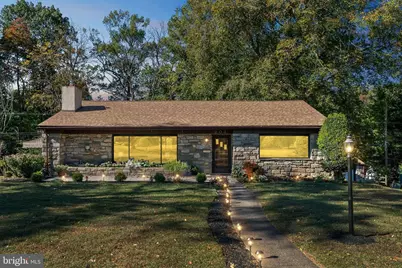 204 Brookthorpe Circle, Broomall, PA 19008 - Photo 1