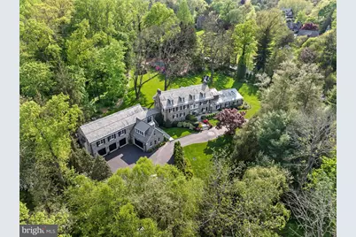 221 S Aberdeen Avenue, Wayne, PA 19087 - Photo 1