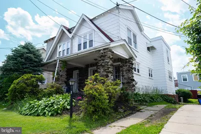8 Oakley Road, Upper Darby, PA 19082 - Photo 1
